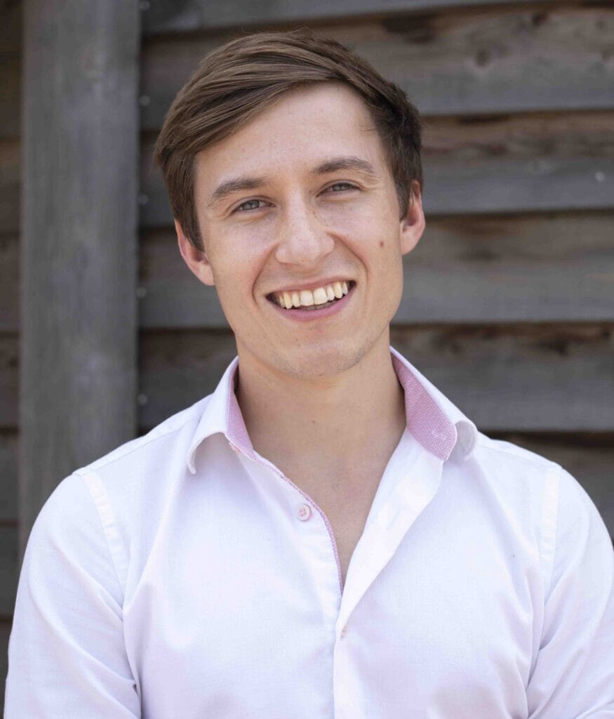 Hugh_Franklin_Copywright_Oakwrights-Web